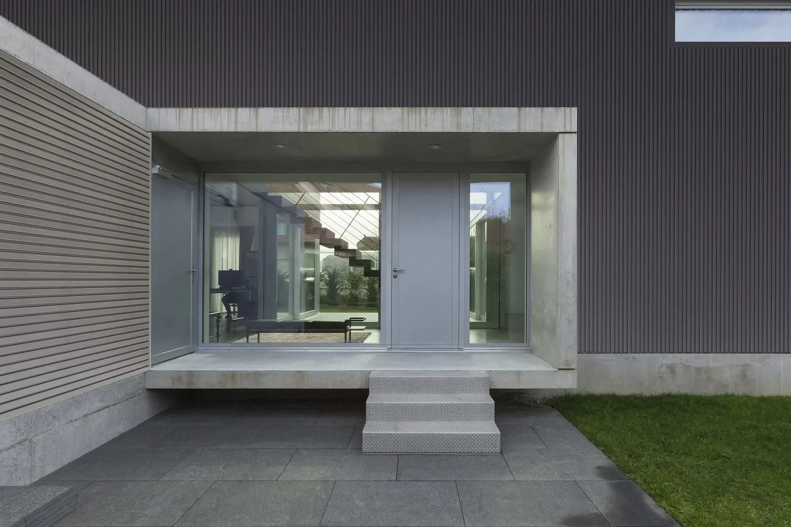 Фасадные реечные панели из дпк Cm Wall